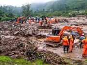 ರಣ ಭೀಕರ ಭೂಕುಸಿತಕ್ಕೆ ನಲುಗಿ ಹೋದ ದೇವರ ನಾಡು; ಏರುತ್ತಲೇ ಇದೆ ಸಾವಿನ ಸಂಖ್ಯೆ