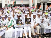 ಕೇಂದ್ರ ಸರ್ಕಾರದ ಮಲತಾಯಿ ಧೋರಣೆ ಖಂಡಿಸಿ ರಾಜ್ಯ ಕಾಂಗ್ರೆಸ್ ಪ್ರತಿಭಟನೆ