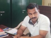 ಮಂಗಳೂರು : ಪೊಲೀಸ್ ಕಾನ್ಸ್ಟೇಬಲ್ ಯಿಂದ ಲಂಚ ಸ್ವೀಕರಿಸುತ್ತಿದ್ದಾಗ ಲೋಕಾ ಬಲೆಗೆ ಬಿದ್ದ ಪೊಲೀಸ್ ಇನ್ಸ್ಪೆಕ್ಟರ್