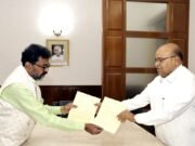 ಮಲ್ಲಿಕಾರ್ಜುನ ಖರ್ಗೆ ಕುಟುಂಬಕ್ಕೆ ಸಿಎ ಸೈಟ್ ಹಂಚಿಕೆ ವಿಚಾರ;ಬೆಂಗಳೂರಿನಲ್ಲಿ ವಿಧಾನ ಪರಿಷತ್ ವಿಪಕ್ಷ ನಾಯಕ ಛಲವಾದಿ ನಾರಾಯಣಸ್ವಾಮಿ ಸುದ್ದಿಗೋಷ್ಠಿ