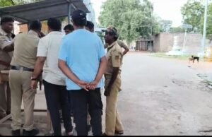 ಅಪ್ಪನನ್ನು ಭೇಟಿಯಾದ ವಿನೀಶ್ ದರ್ಶನ್ ; ತಂದೆಯನ್ನು ನೋಡಿ ಬಿಕ್ಕಿ ಬಿಕ್ಕಿ ಅತ್ತ ಮಗ