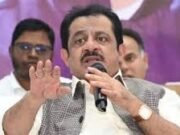 ಕೇಂದ್ರ ಸಚಿವ ಹೆಚ್ ಡಿ ಕುಮಾರಸ್ವಾಮಿ ಅವರನ್ನು ಕರಿಯ ಕುಮಾರಸ್ವಾಮಿ ಎಂದು ಕರೆದ ಜಮೀರ್ ಅಹ್ಮದ್ ಖಾನ್ : ಭಾರೀ ಆಕ್ರೋಶ ಬೆನ್ನಲ್ಲೇ ಸ್ಪಷ್ಟನೆ ಕೊಟ್ಟ ಸಚಿವರು