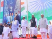 76 ನೇ ಗಣರಾಜ್ಯೋತ್ಸವ ಕಾರ್ಯಕ್ರಮದಲ್ಲಿ ಭಾಗಿಯಾದ ಸಿಎಂ ಸಿದ್ದರಾಮಯ್ಯ ಹಾಗೂ ಎಐಸಿಸಿ ಅಧ್ಯಕ್ಷ ಮಲ್ಲಿಕಾರ್ಜುನ ಖರ್ಗೆ