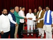 ಜನರ ತೆರಿಗೆಯಲ್ಲಿ ಕಾಂಗ್ರೆಸ್ ಚೇಲಾಗಳಿಗೆ ಹಣ ಕೊಡುತ್ತಿದ್ದಾರೆ; ರಾಜ್ಯ ಸರ್ಕಾರದ ವಿರುದ್ಧ ವಿಪಕ್ಷ ನಾಯಕ ಆರ್ ಅಶೋಕ್ ಆಕ್ರೋಶ