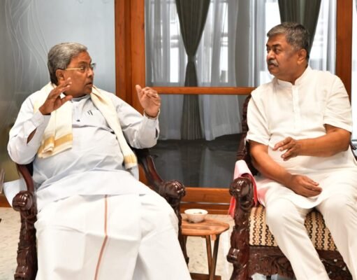 ಬಿ ಕೆ ಹರಿಪ್ರಸಾದ್ ನಿವಾಸಕ್ಕೆ ಸಿಎಂ ಸಿದ್ದರಾಮಯ್ಯ ಭೇಟಿ