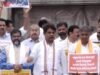 ಚಿನ್ನಸ್ವಾಮಿ ಕ್ರೀಡಾಂಗಣದಲ್ಲಿ ಕಾಲ್ತುಳಿತ ಹಿನ್ನೆಲೆ; ರಾಜ್ಯ ಸರ್ಕಾರದ ವಿರುದ್ಧ ವಿಧಾನಸೌಧದಲ್ಲಿ ಬಿಜೆಪಿ ಮತ್ತು ಜೆಡಿಎಸ್ ಪ್ರತಿಭಟನೆ