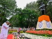 ಪೊಲೀಸ್ ಸಂಸ್ಮರಣಾ ದಿನಾಚರಣೆ ಹಿನ್ನೆಲೆ; ಹುತಾತ್ಮ ಪೊಲೀಸ್ ಅಧಿಕಾರಿಗಳು ಮತ್ತು ಸಿಬ್ಬಂದಿಗೆ ಸಿಎಂ ಗೌರವ ನಮನ