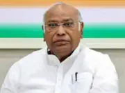 ಸಿಎಂ, ಡಿಸಿಎಂ ಅವರನ್ನ ಯಾವಾಗ ನಮಗೆ ಅವಶ್ಯಕತೆ ಇರುತ್ತೋ ಆಗ ಕರೆಯುತ್ತೇವೆ: ಮಲ್ಲಿಕಾರ್ಜುನ ಖರ್ಗೆ ಹೇಳಿಕೆ