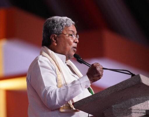 ನಮ್ಮ ಗ್ಯಾರಂಟಿ ಯೋಜನೆಗಳು ಇರುವುದೇ ಬಡವರನ್ನು ಮುಖ್ಯವಾಹಿನಿಗೆ ತರಲು: ಸಿಎಂ ಸಿದ್ದರಾಮಯ್ಯ ಹೇಳಿಕೆ