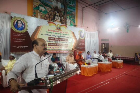 ರಾಜ್ಯ ಸರ್ಕಾರ ಕಾಳ ಸಂತೆಯಲ್ಲಿ ಎಲ್ ಪಿಜಿ ಮಾರಾಟವಾಗದಂತೆ ನೋಡಿಕೊಳ್ಳಲಿ: ಸಂಸದ ಬಸವರಾಜ ಬೊಮ್ಮಾಯಿ ರಾಜ್ಯ ಸರ್ಕಾರಕ್ಕೆ ಸಲಹೆ