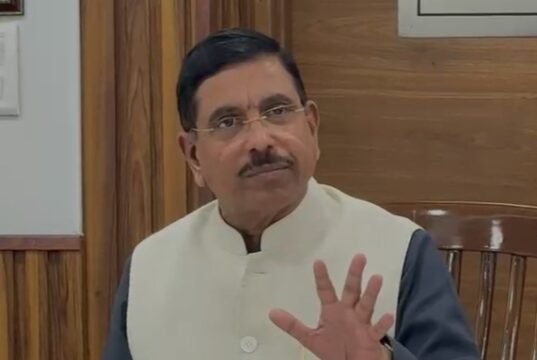 ಕಾಂಗ್ರೆಸ್ ಪಕ್ಷ ಮಹಿಳಾ ಮೀಸಲಾತಿಯನ್ನು ವಿರೋಧ ಮಾಡಿದೆ, ಸದನದಲ್ಲಿ ಸಮರ್ಥನೆ ಮಾಡಿಕೊಳ್ಳಲು ಪರದಾಡುತ್ತಿದ್ದಾರೆ; ದೆಹಲಿಯಲ್ಲಿ ಪ್ರಹ್ಲಾದ್ ಜೋಶಿ ಹೇಳಿಕೆ