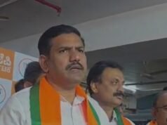 ಆಡಳಿತ ಪಕ್ಷದ ಆಂತರಿಕ ಕಚ್ಚಾಟ, ಸಿಎಂ ಕುರ್ಚಿಗೆ ಪೈಪೋಟಿ ಹೆಚ್ಚಾಗುತ್ತಿದೆ; ಬೆಂಗಳೂರಿನಲ್ಲಿ ಬಿಜೆಪಿ ರಾಜ್ಯಾಧ್ಯಕ್ಷ ಬಿ.ವೈ. ವಿಜಯೇಂದ್ರ